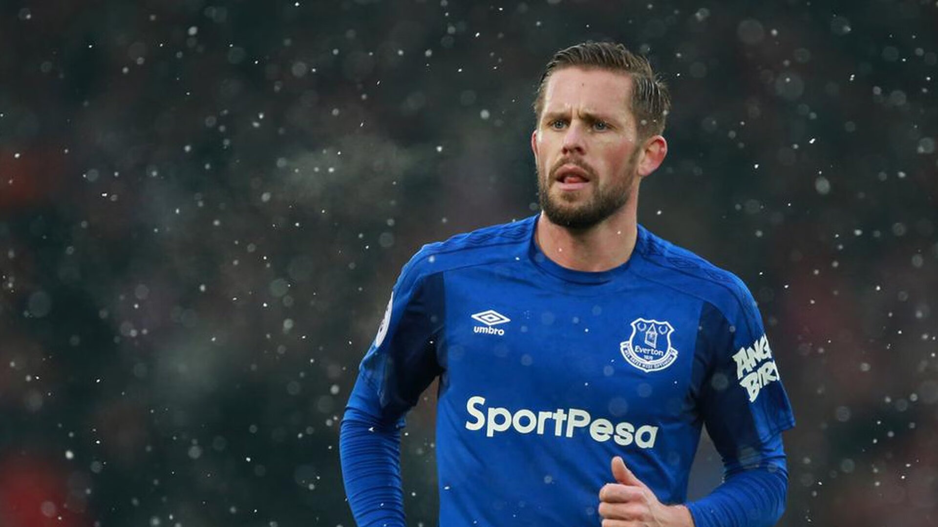 体育明星携手慈善机构举办公益赛 助力青少年体育梦想